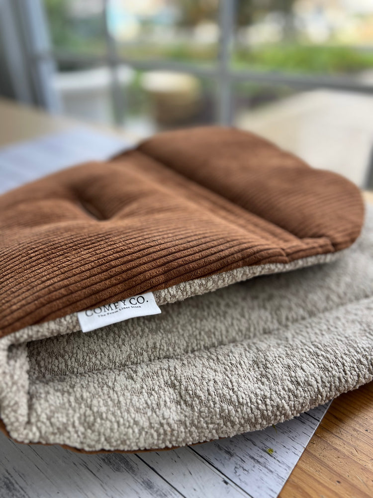 Comfy Co. Favourite Combo's - Rust Corduroy & Natural Beige (Low Pile) Boucle Pram Liner